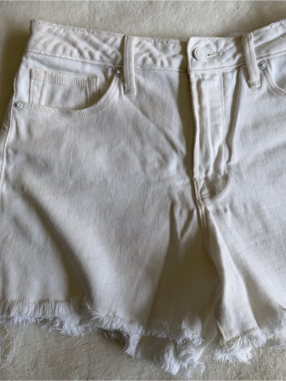Good American White Shorts Size 8 - Picture 3 of 9